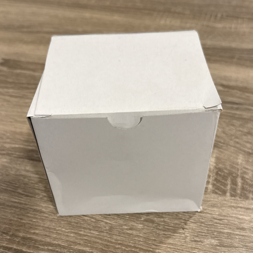Diesel White Leather Embossed Watch Box - Picture 8 of 8